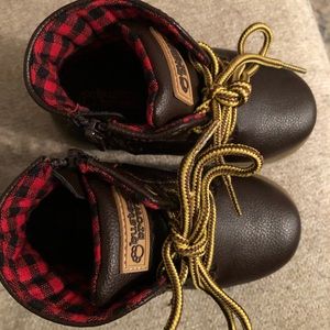 Toddler boots